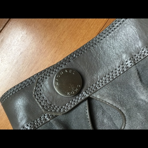 Michael KORS BOOTS - Picture 2 of 4